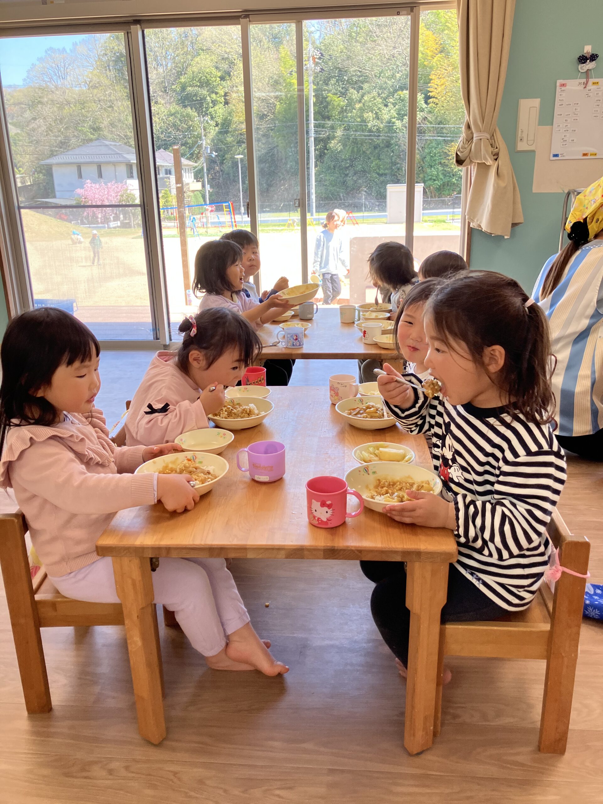 給食・おやつの時間